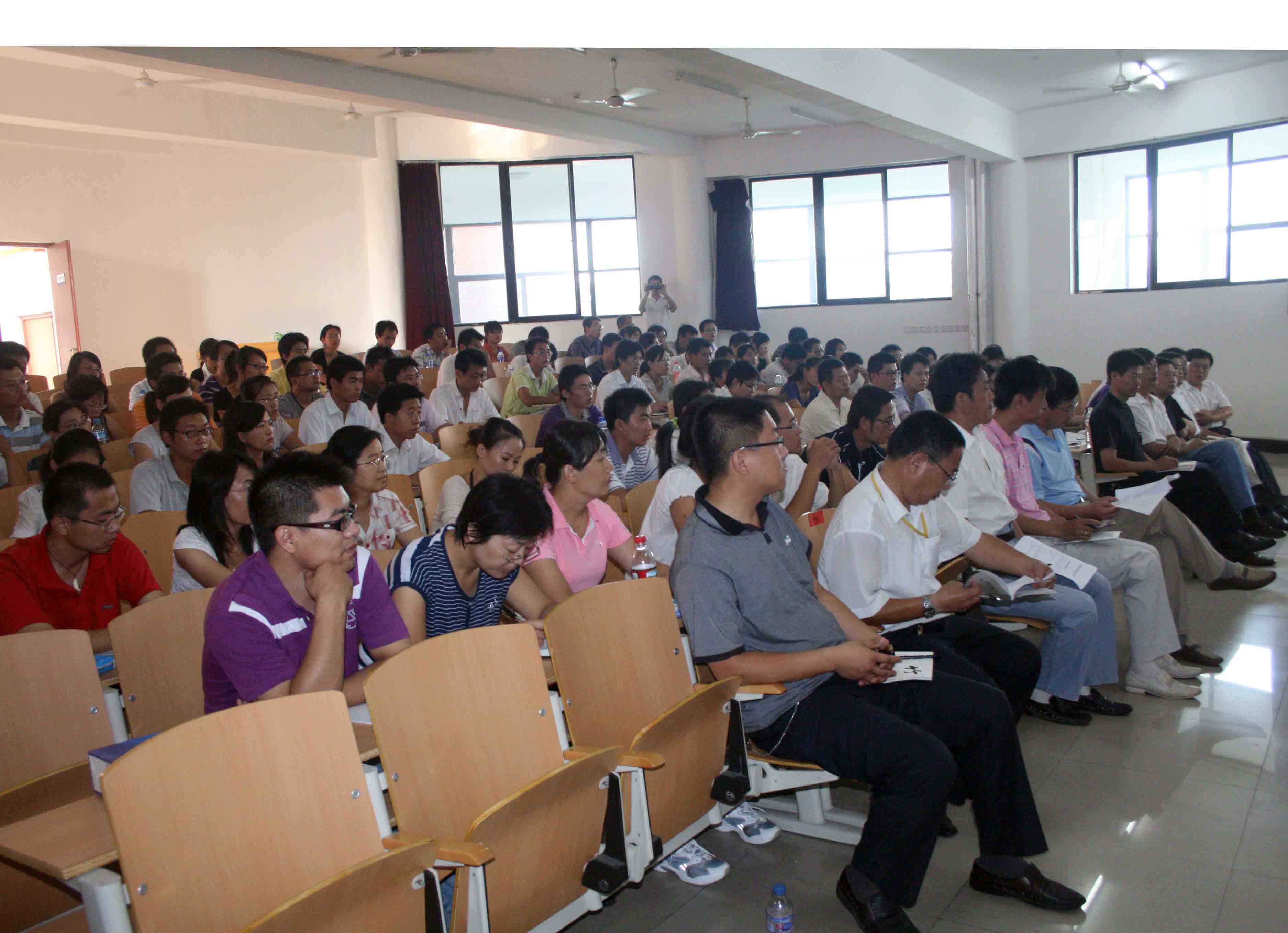 香港免费全年资料六大全