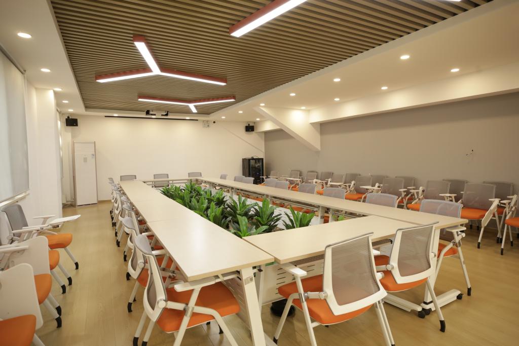 香港免费全年资料六大全