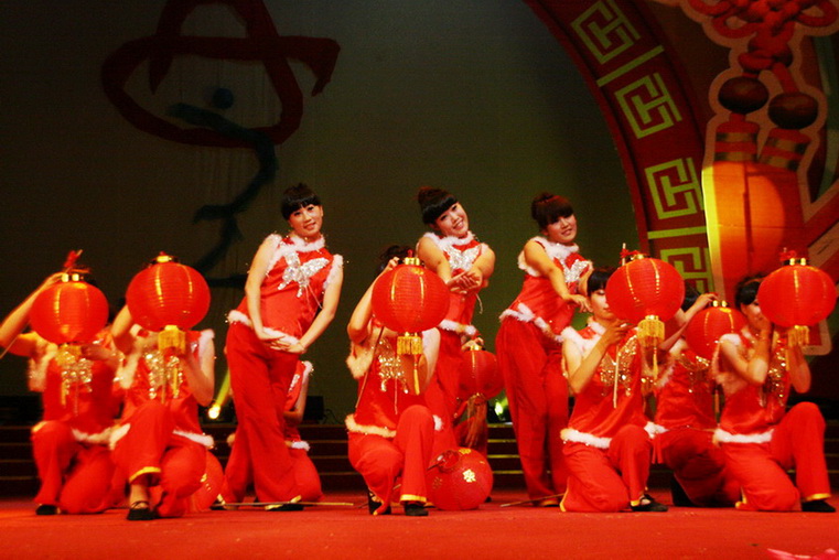 香港免费全年资料六大全