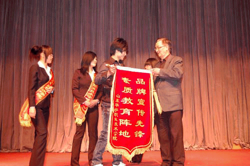 香港免费全年资料六大全