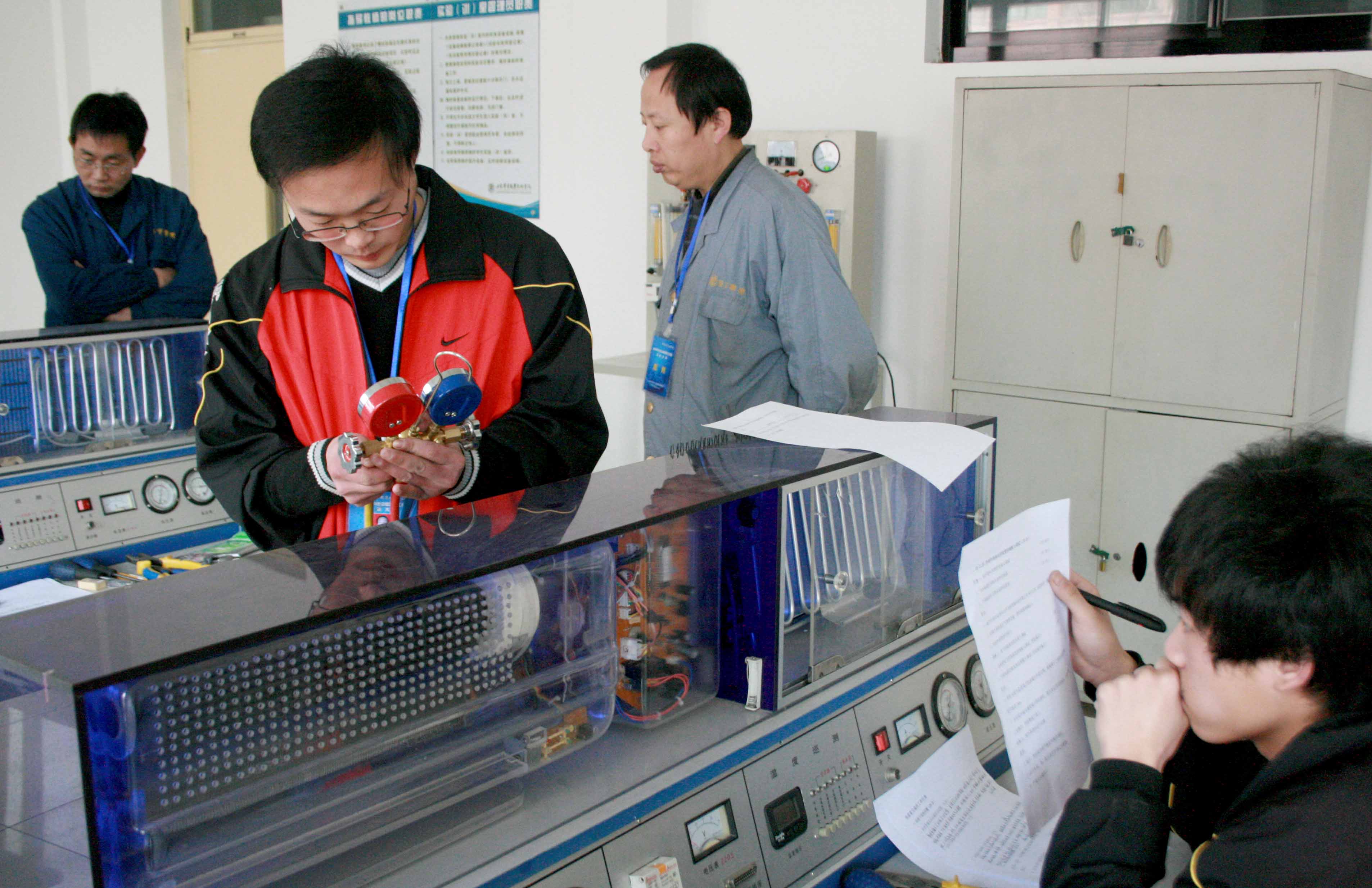 香港免费全年资料六大全