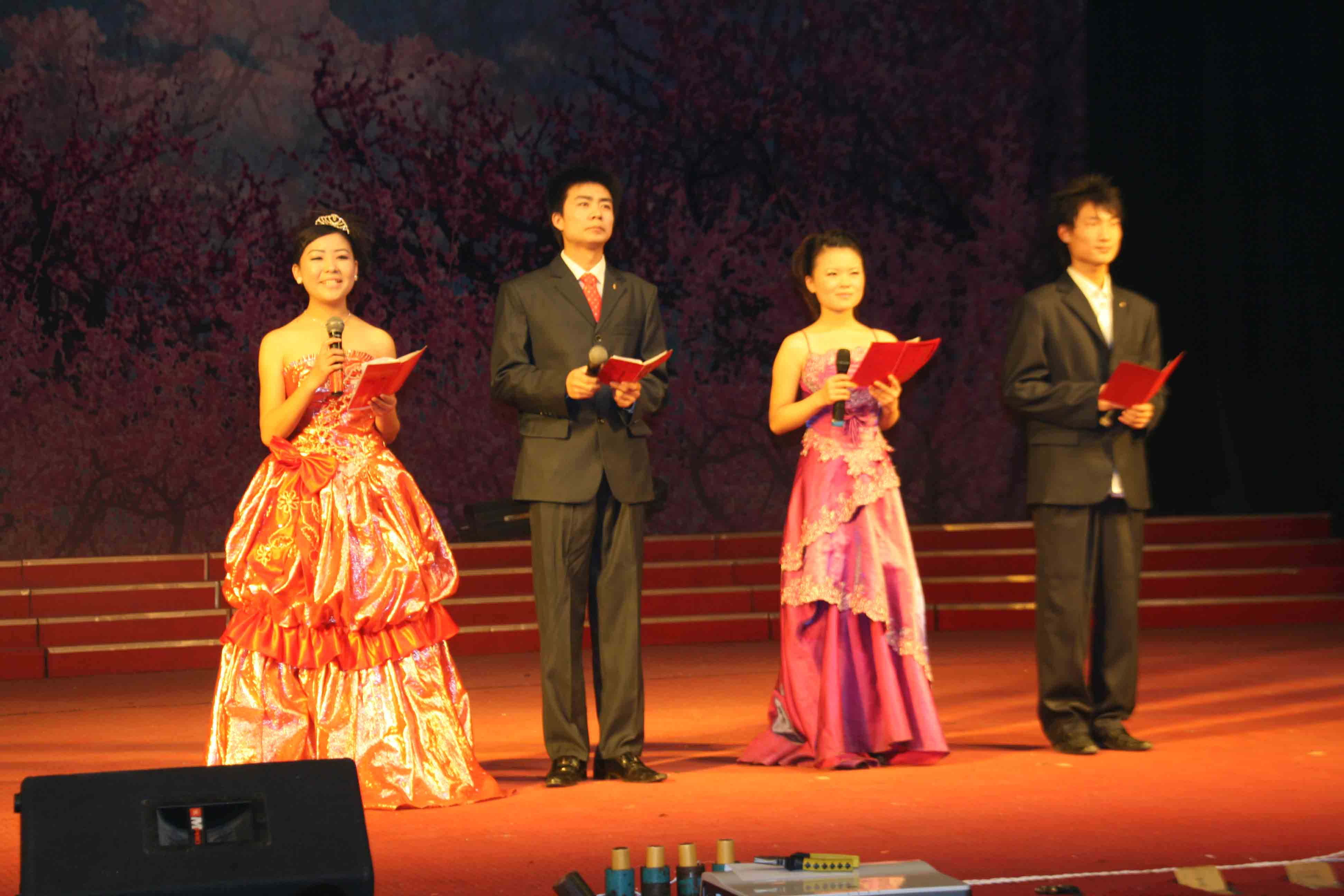 香港免费全年资料六大全