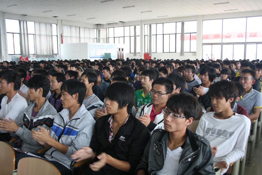 香港免费全年资料六大全