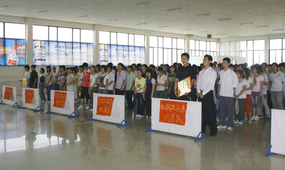 香港免费全年资料六大全