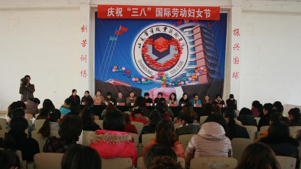 香港免费全年资料六大全