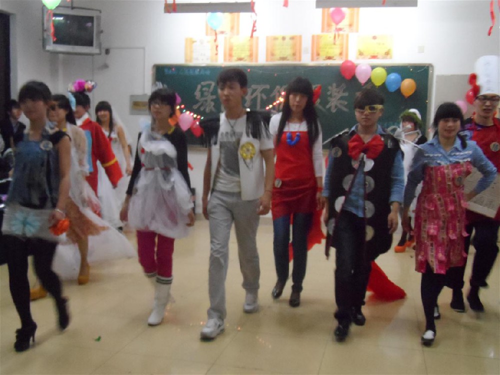 香港免费全年资料六大全