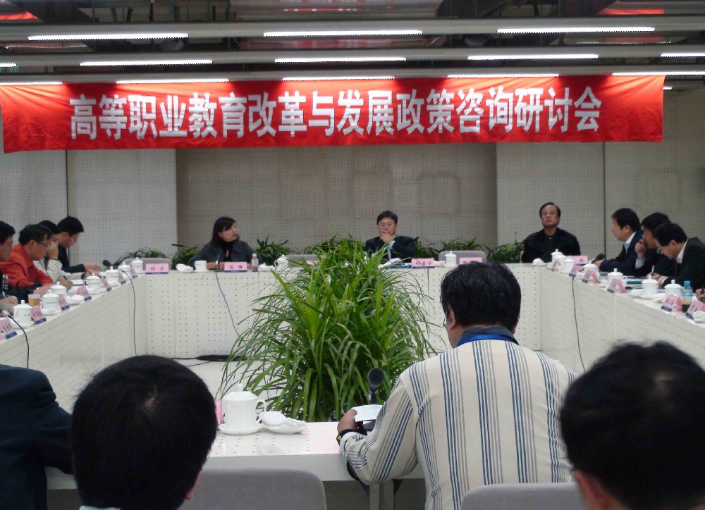 香港免费全年资料六大全