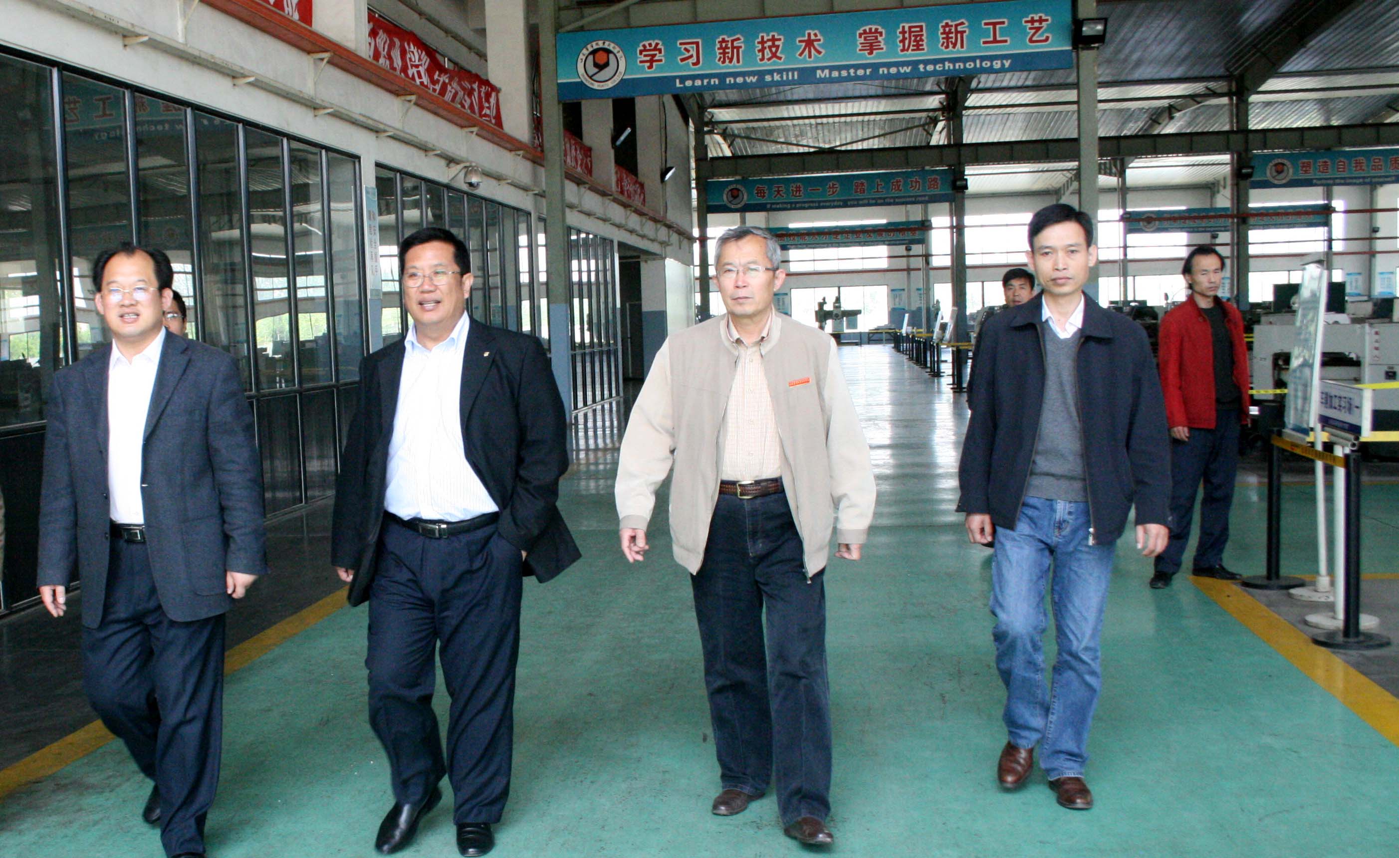 香港免费全年资料六大全