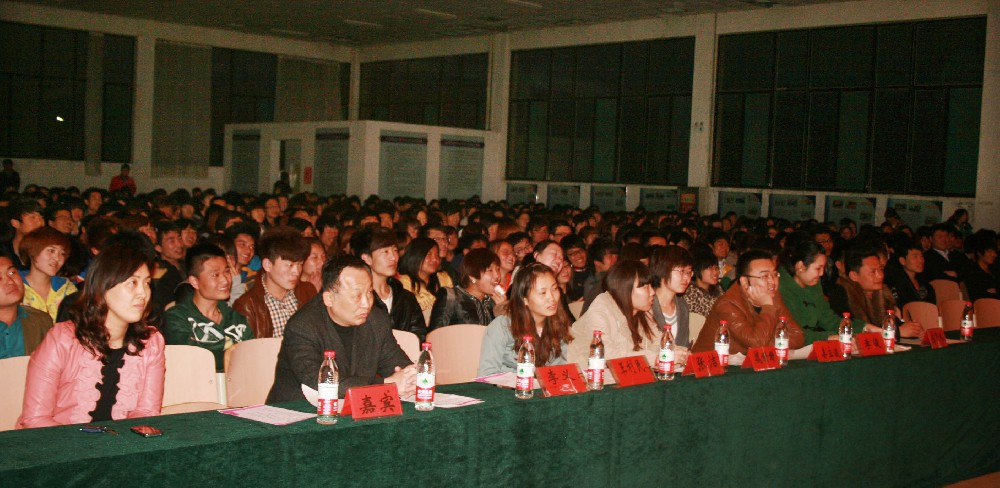 香港免费全年资料六大全