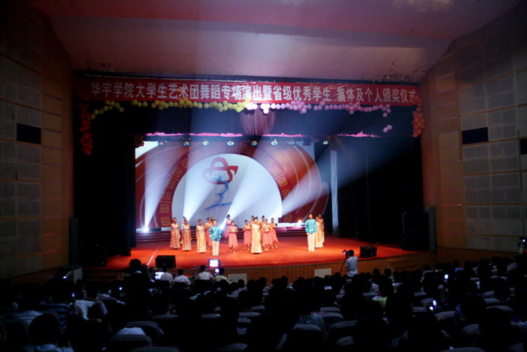 香港免费全年资料六大全