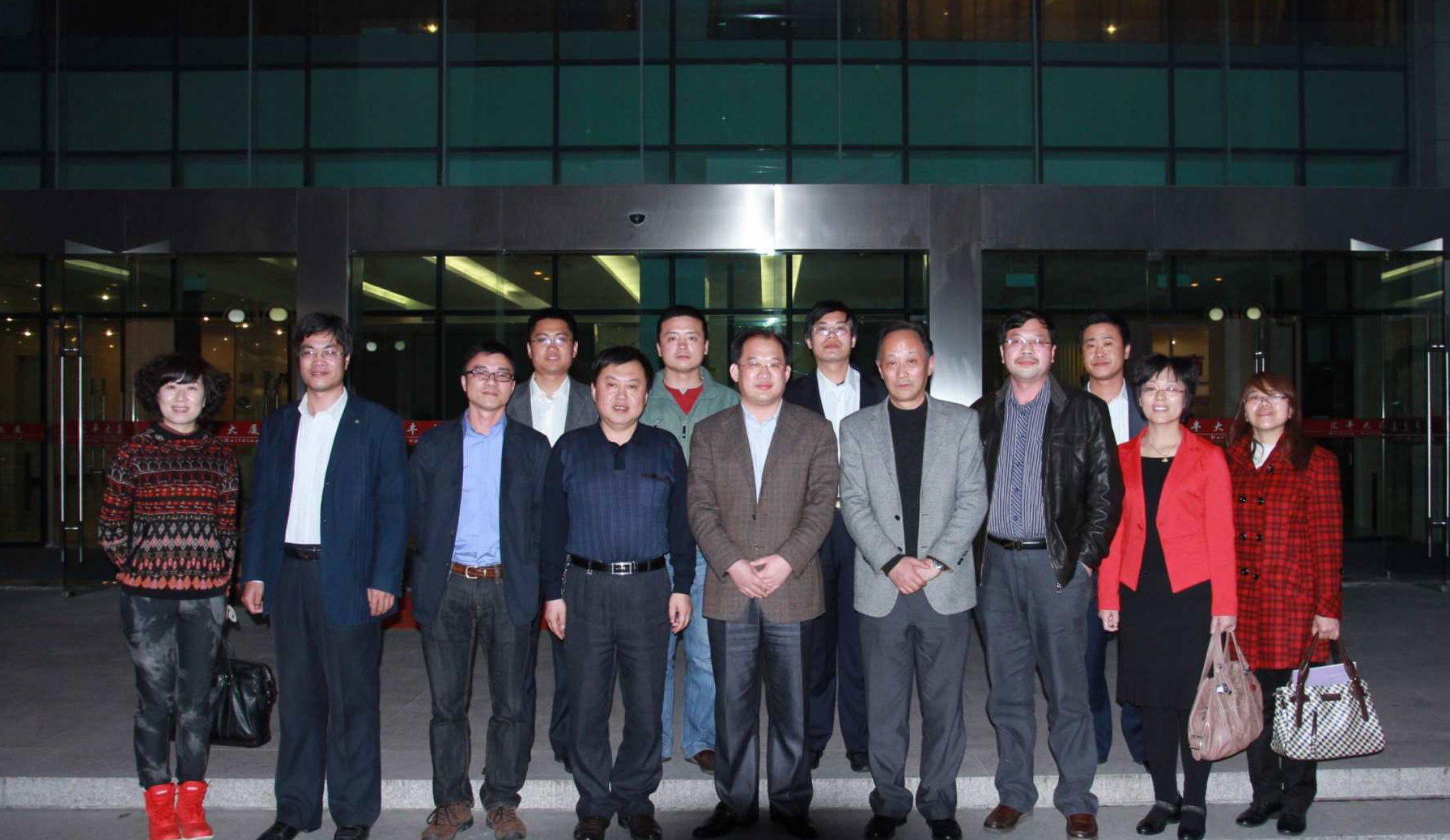 香港免费全年资料六大全