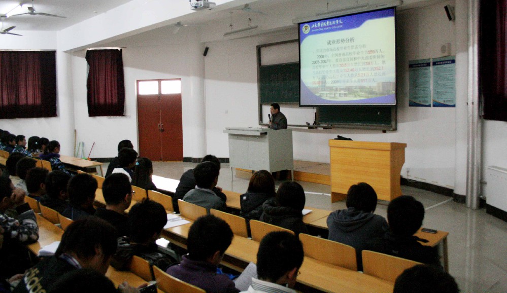 香港免费全年资料六大全