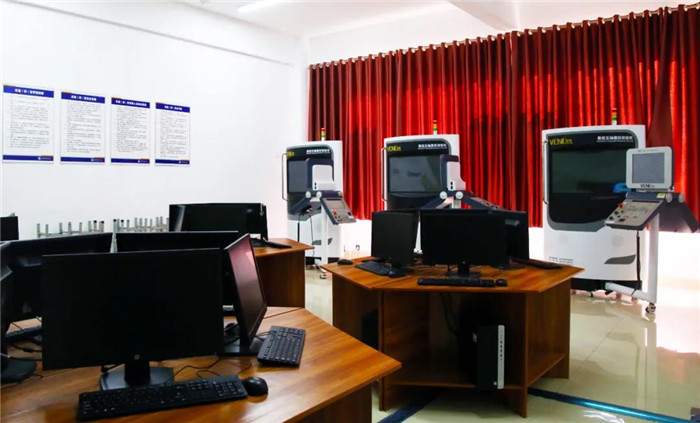 香港免费全年资料六大全