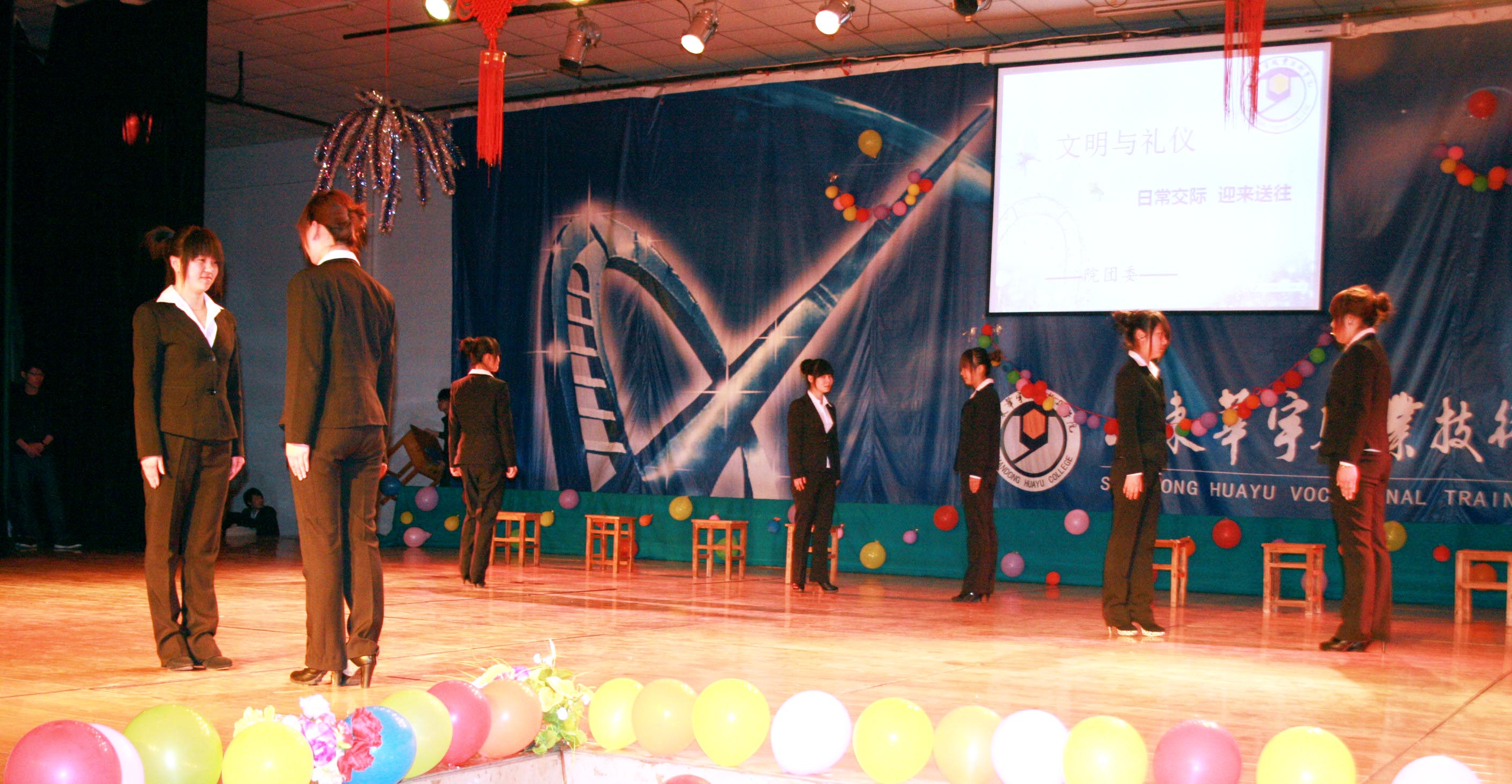 香港免费全年资料六大全