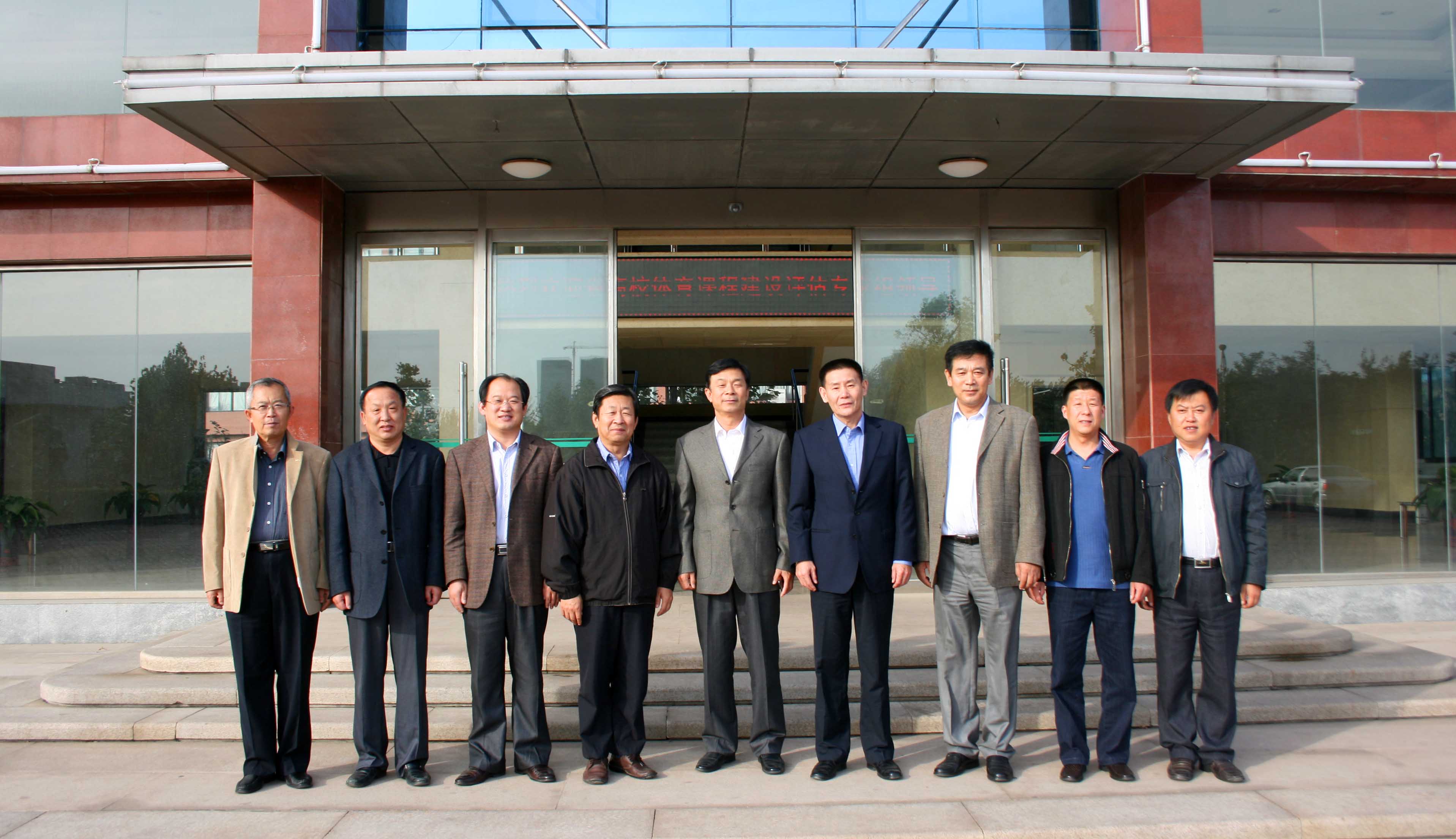 香港免费全年资料六大全