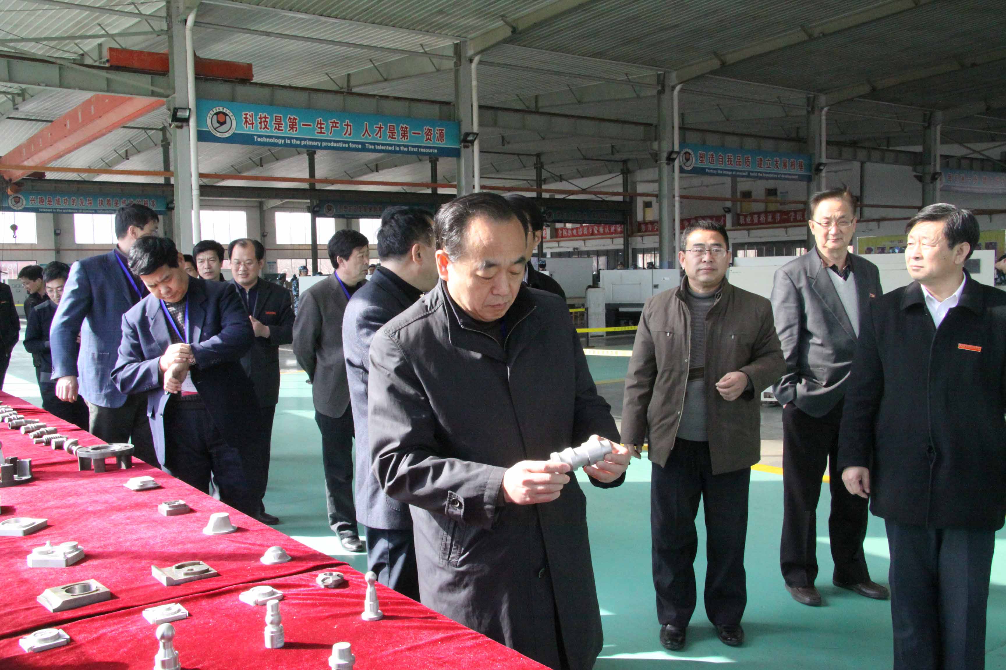 香港免费全年资料六大全